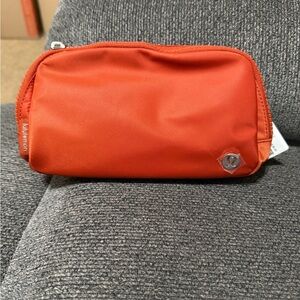Lululemon Everywhere Belt Bag
